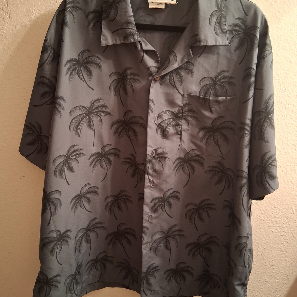 MAKANI Men's Gray Hawaiin Palm Tree Shirt Pocket, Buttonup, 100% Microfiber LG
